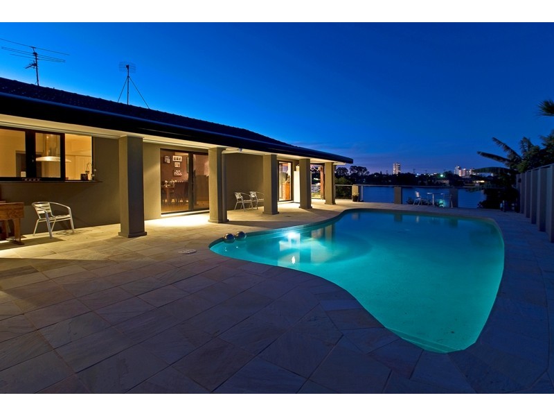 Burleigh Waters QLD 4220