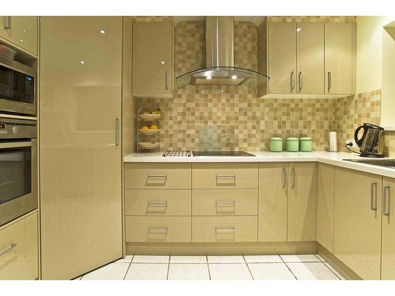 Burleigh Waters QLD 4220