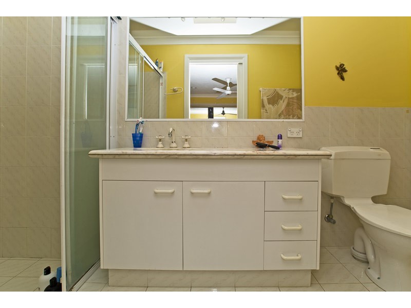 Burleigh Waters QLD 4220