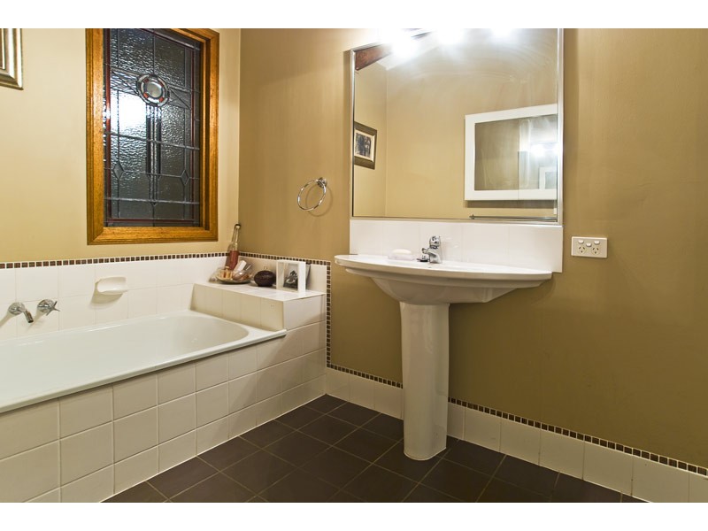 192 West Burleigh Rd, Burleigh Heads QLD 4220