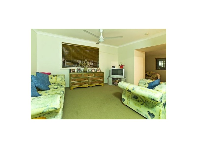 3 Egret Avenue, Burleigh Waters QLD 4220