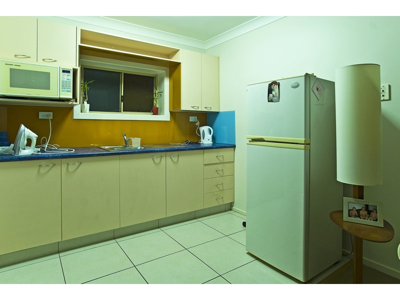 3 Egret Avenue, Burleigh Waters QLD 4220