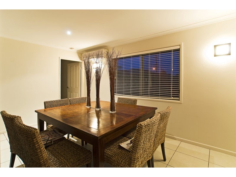 3 Egret Avenue, Burleigh Waters QLD 4220