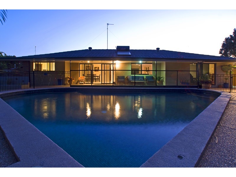 Burleigh Waters QLD 4220