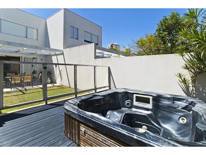 Burleigh Heads QLD 4220