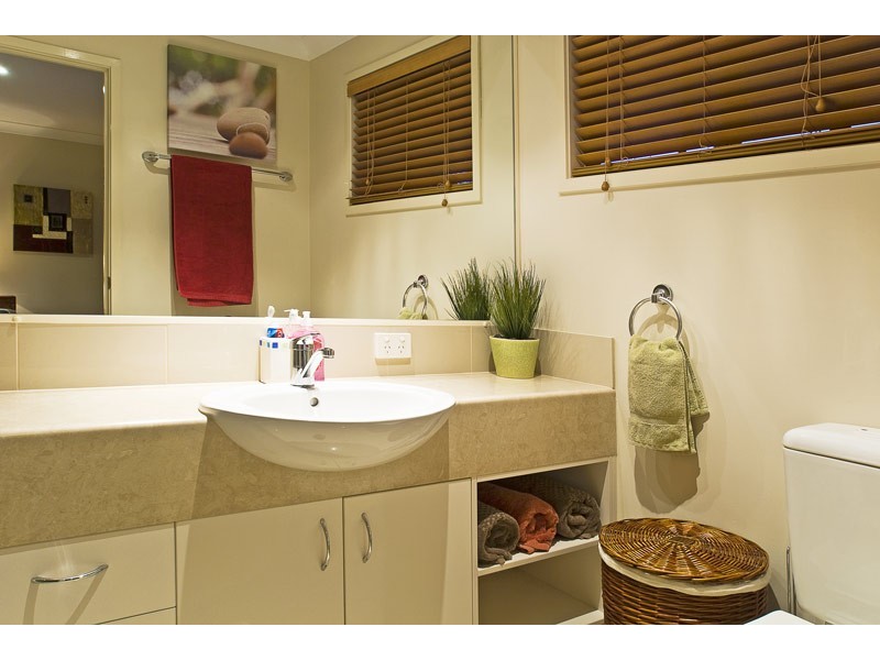 79  Acanthus Avenue, Burleigh Waters QLD 4220