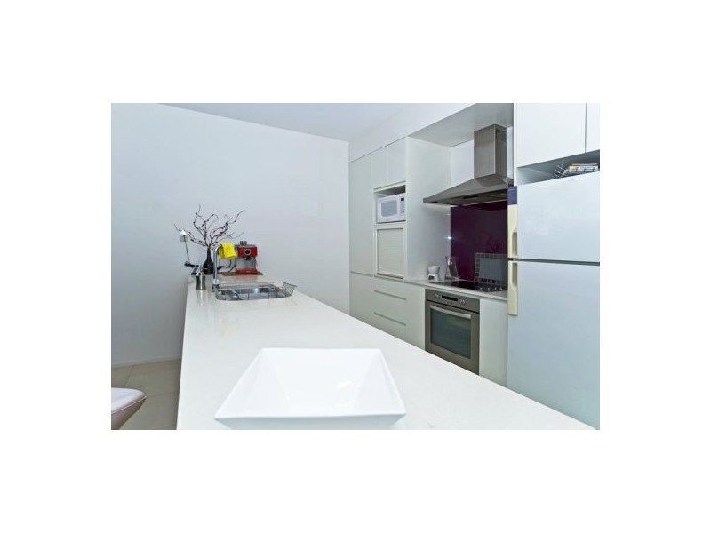 2/1874  Gold Coast Highway, Burleigh Heads QLD 4220