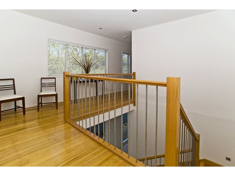 2/1874  Gold Coast Highway, Burleigh Heads QLD 4220