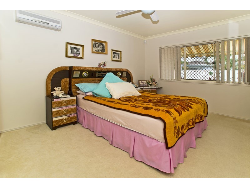 Burleigh Waters QLD 4220