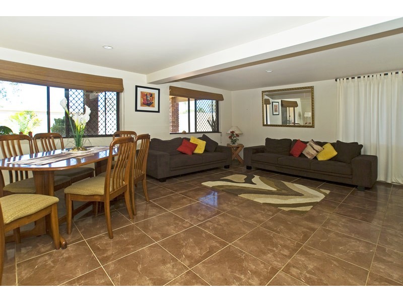 Burleigh Waters QLD 4220