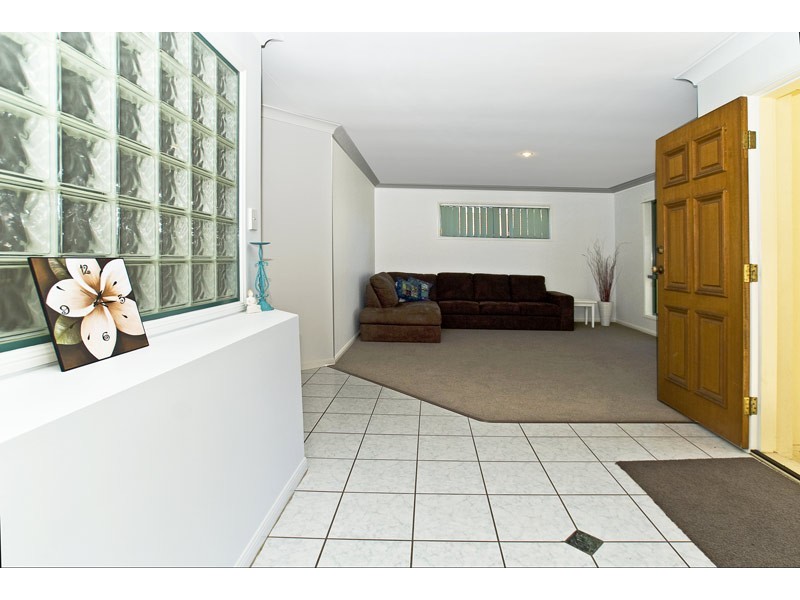 Burleigh Waters QLD 4220