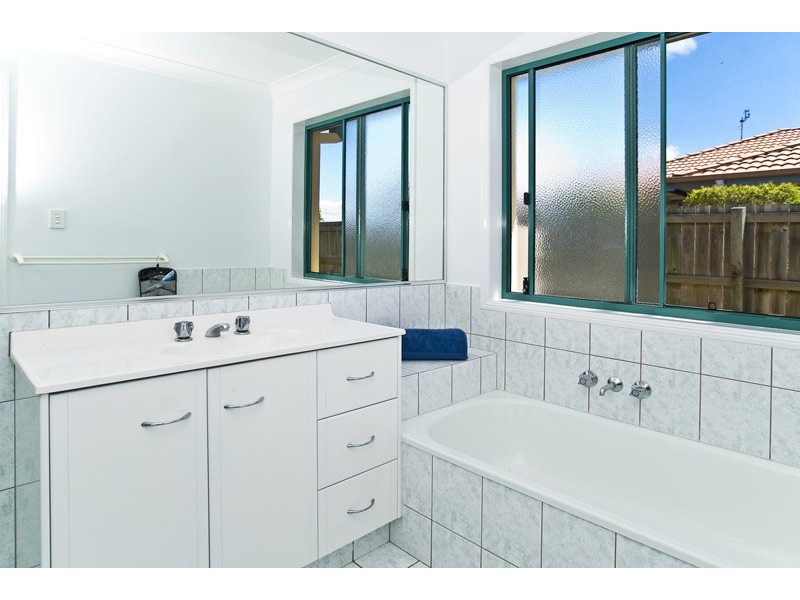 Burleigh Waters QLD 4220