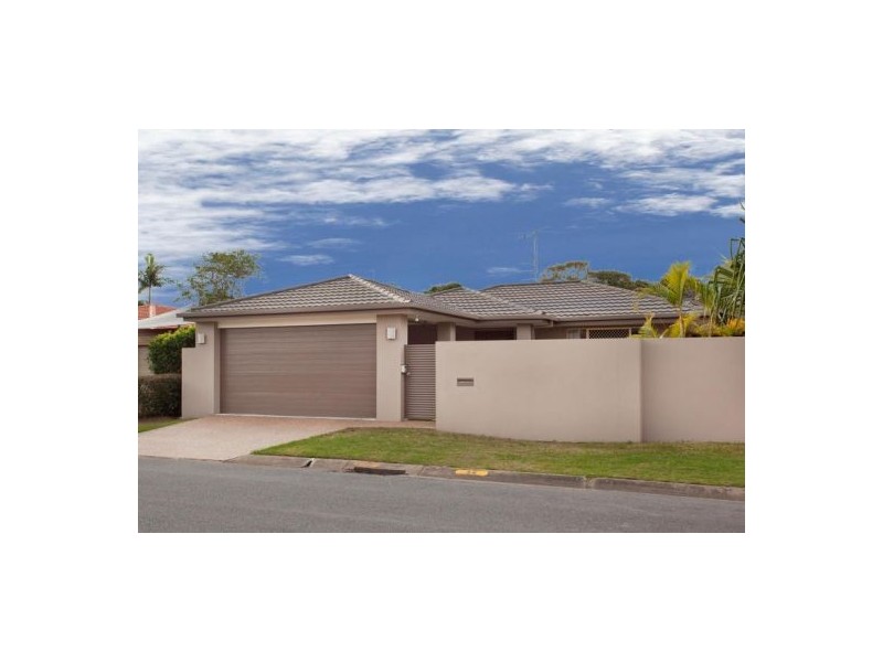 34 Bluejay St, Burleigh Waters QLD 4220