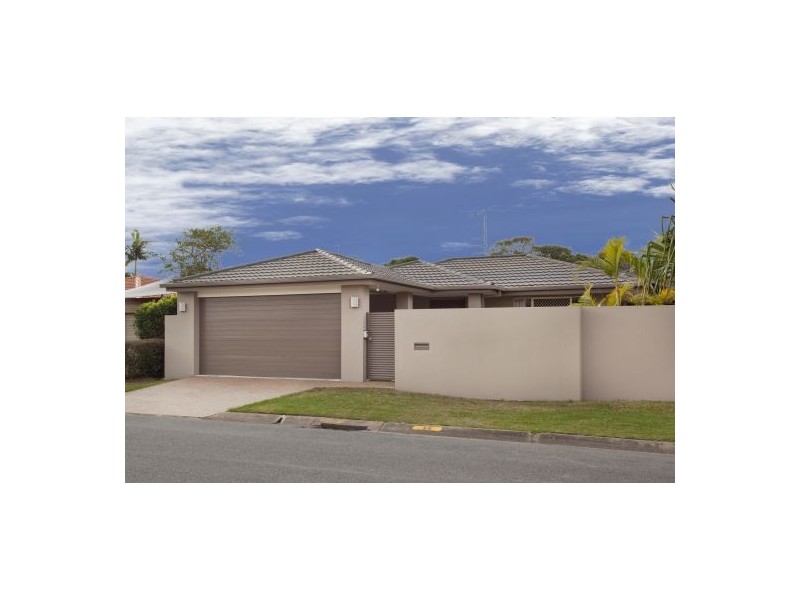34 Bluejay St, Burleigh Waters QLD 4220