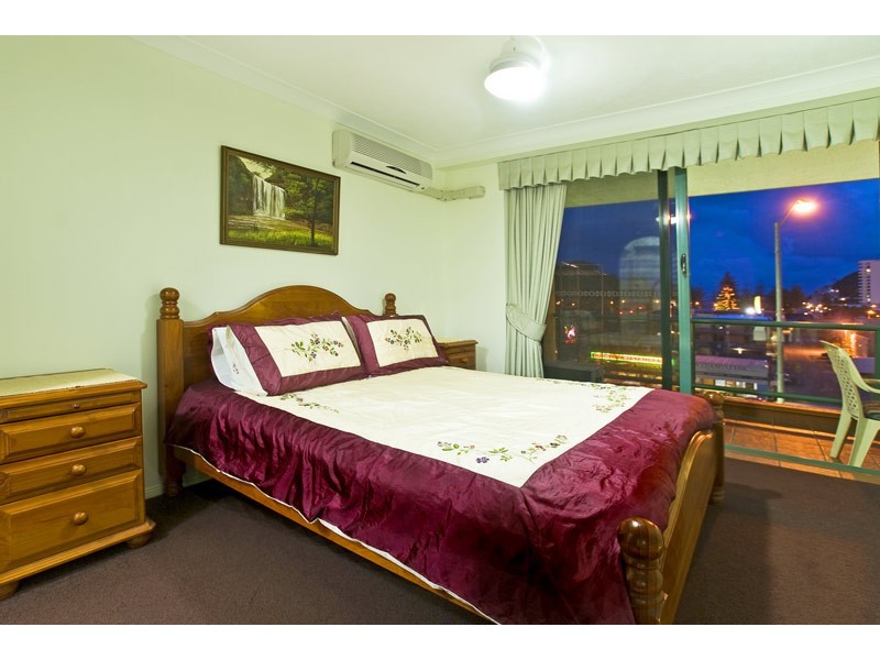 Burleigh Heads QLD 4220