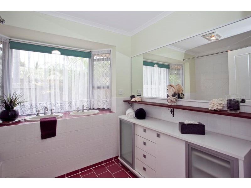 Burleigh Waters QLD 4220