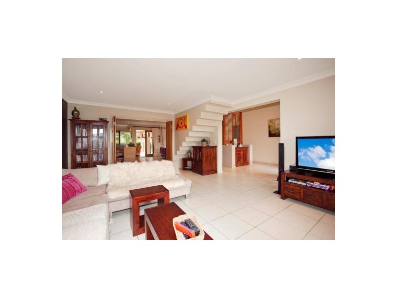 71 Burleigh Street, Burleigh Waters QLD 4220