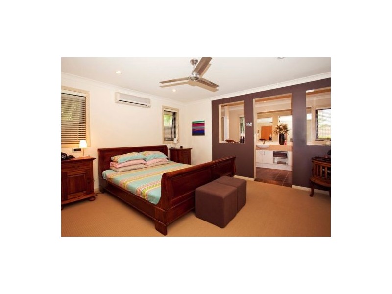 71 Burleigh Street, Burleigh Waters QLD 4220