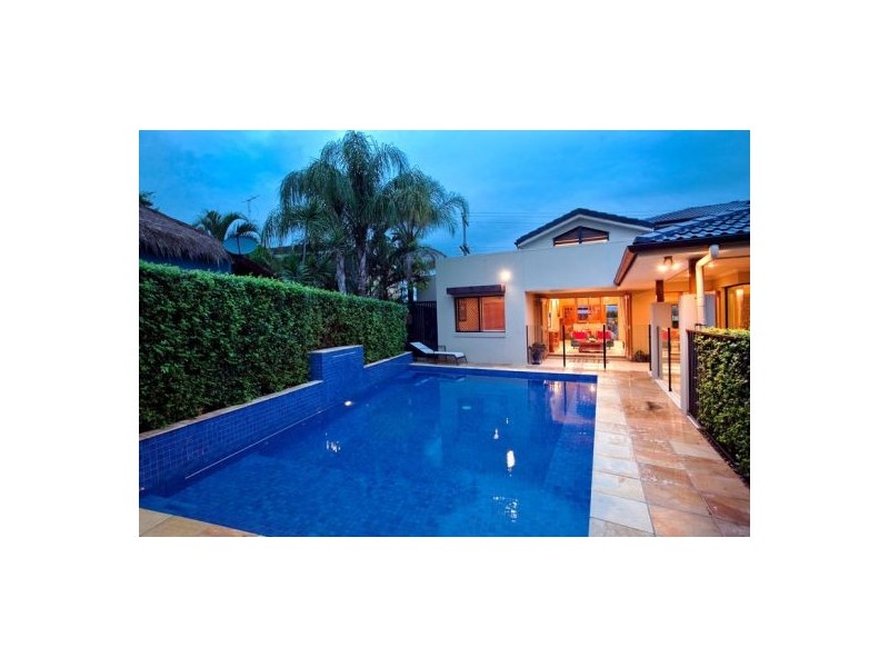 71 Burleigh Street, Burleigh Waters QLD 4220