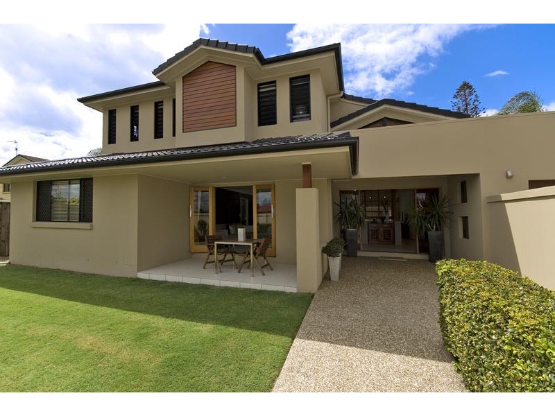 71 Burleigh Street, Burleigh Waters QLD 4220