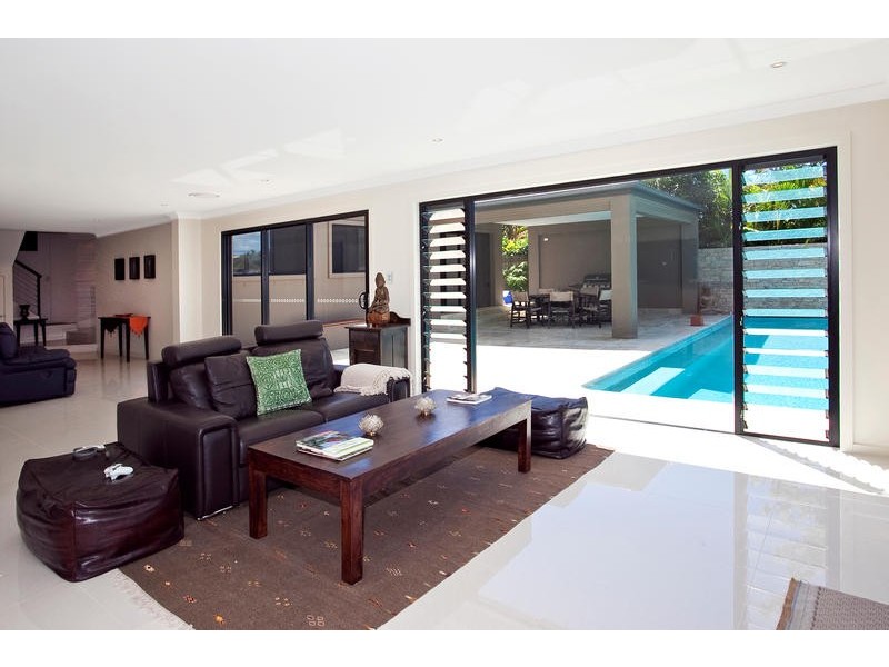 62 Burleigh Street, Burleigh Waters QLD 4220