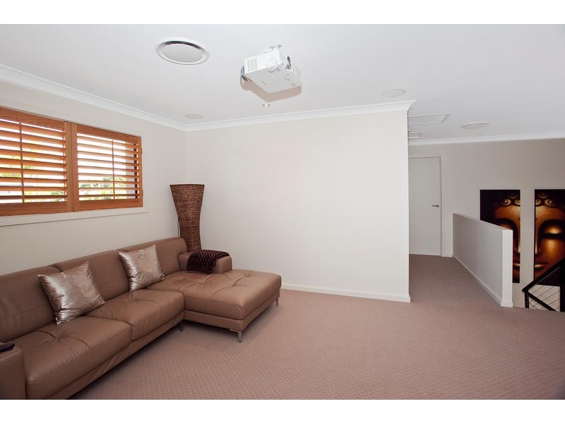 62 Burleigh Street, Burleigh Waters QLD 4220