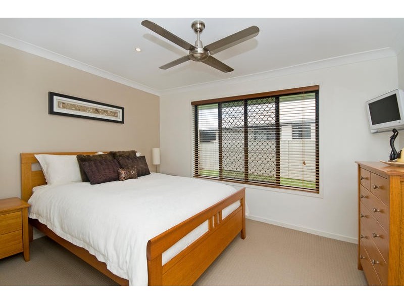 Burleigh Waters QLD 4220