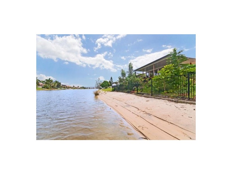 49 Pintail Crescent, Burleigh Waters QLD 4220