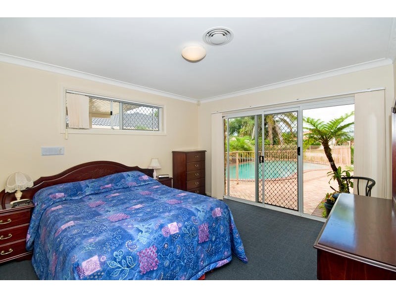 49 Pintail Crescent, Burleigh Waters QLD 4220
