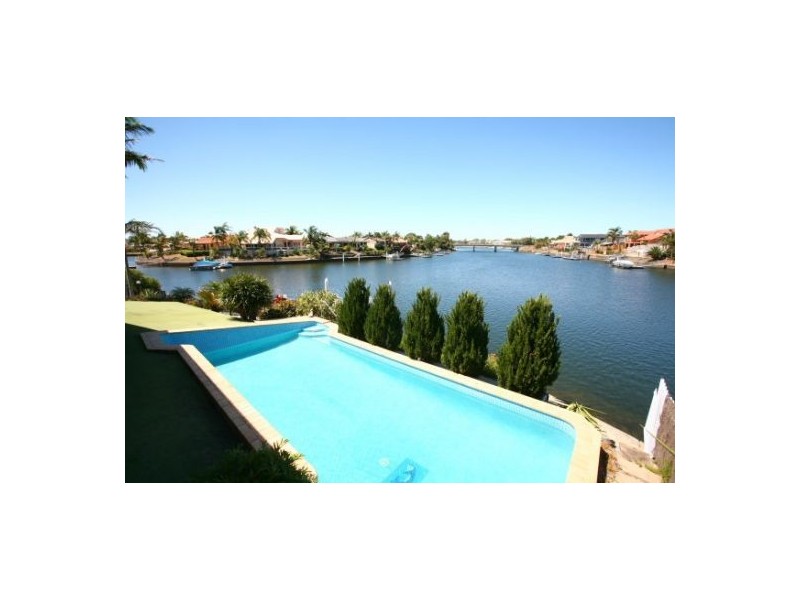 45 Portobello Drive, Mermaid Waters QLD 4218