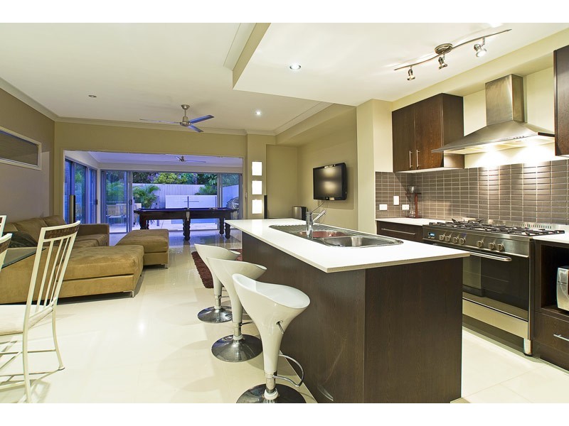 1/40 Tawarri Crescent, Burleigh Heads QLD 4220