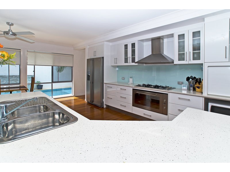 Burleigh Waters QLD 4220