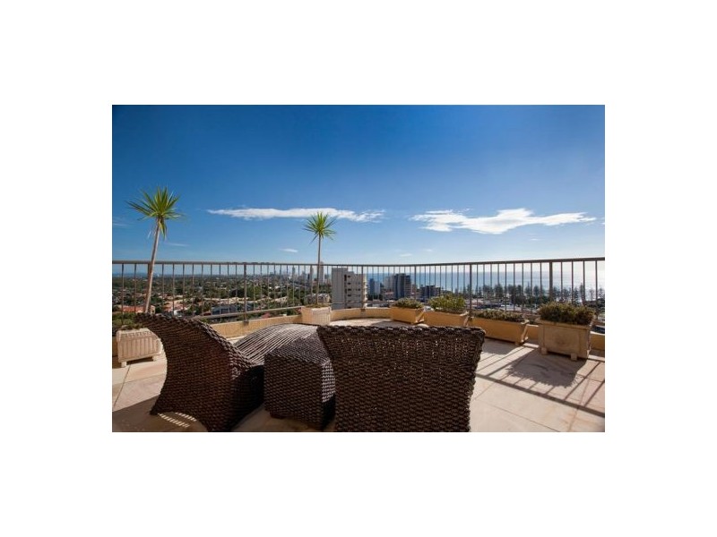 32/29 Hill Avenue, Burleigh Heads QLD 4220