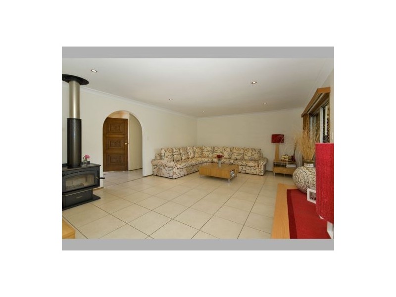 98 Jabiru Avenue, Burleigh Waters QLD 4220