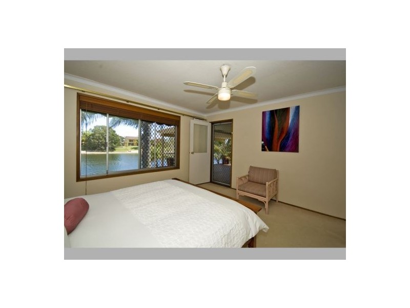 98 Jabiru Avenue, Burleigh Waters QLD 4220