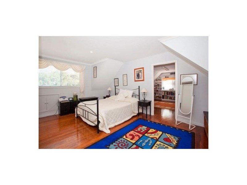 22 Pindari Avenue, Burleigh Heads QLD 4220