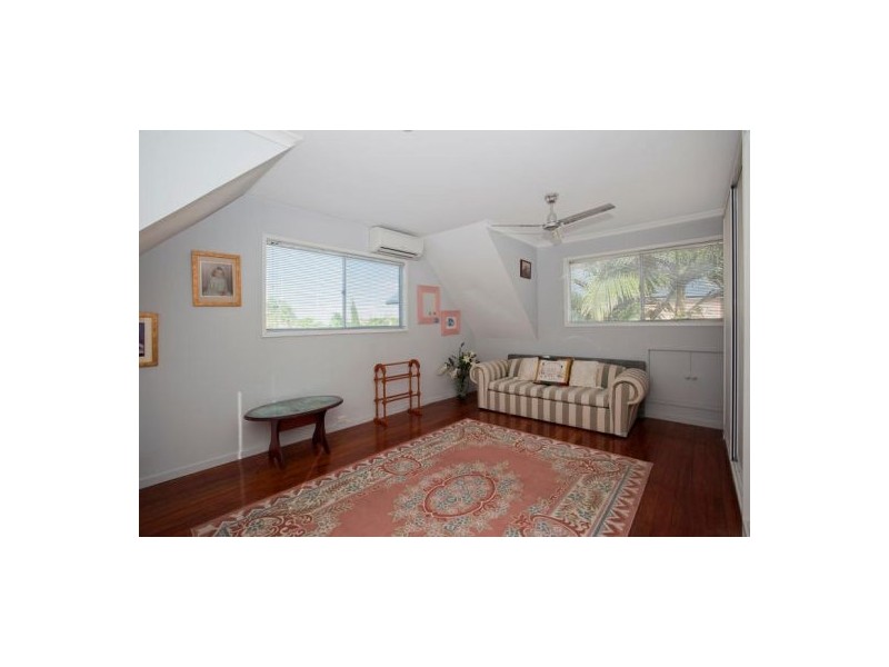 22 Pindari Avenue, Burleigh Heads QLD 4220