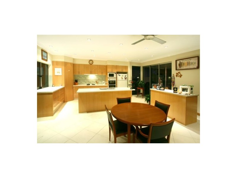 10 Elanora Drive, Burleigh Heads QLD 4220