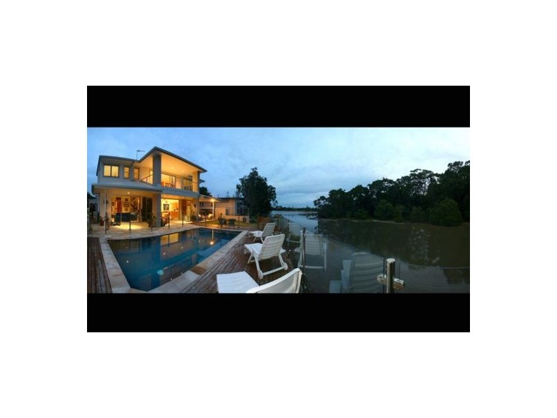 10 Elanora Drive, Burleigh Heads QLD 4220