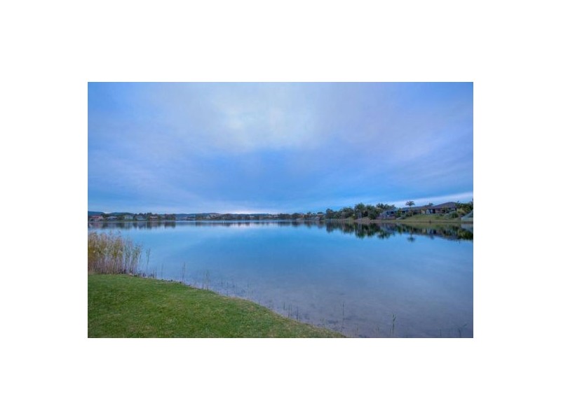 44 Dipper Drive, Burleigh Waters QLD 4220