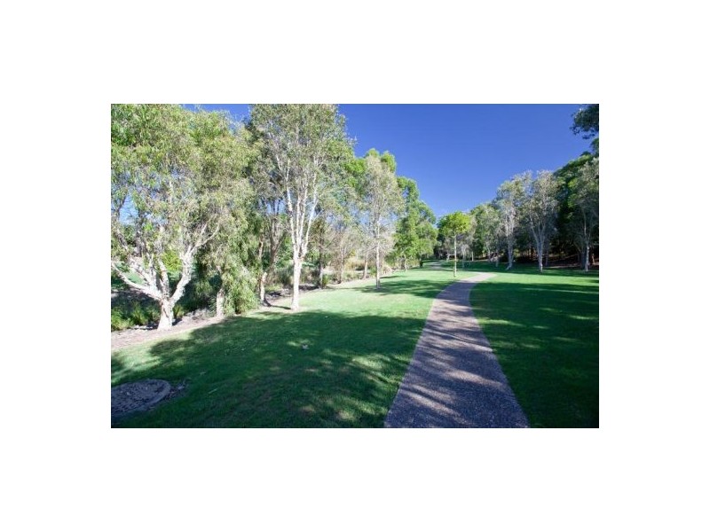 111 Dunlin Drive, Burleigh Waters QLD 4220