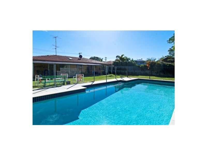 Burleigh Waters QLD 4220