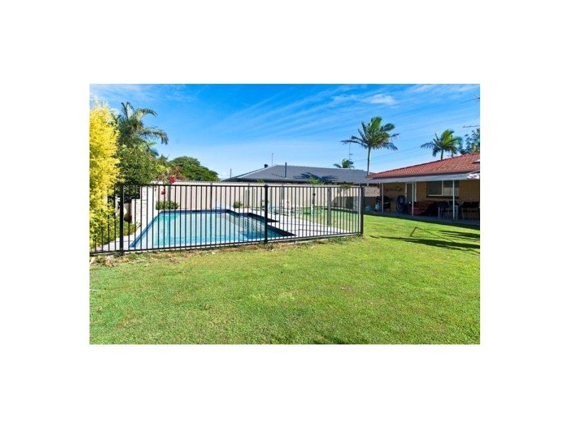 Burleigh Waters QLD 4220