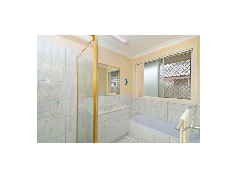 Burleigh Waters QLD 4220