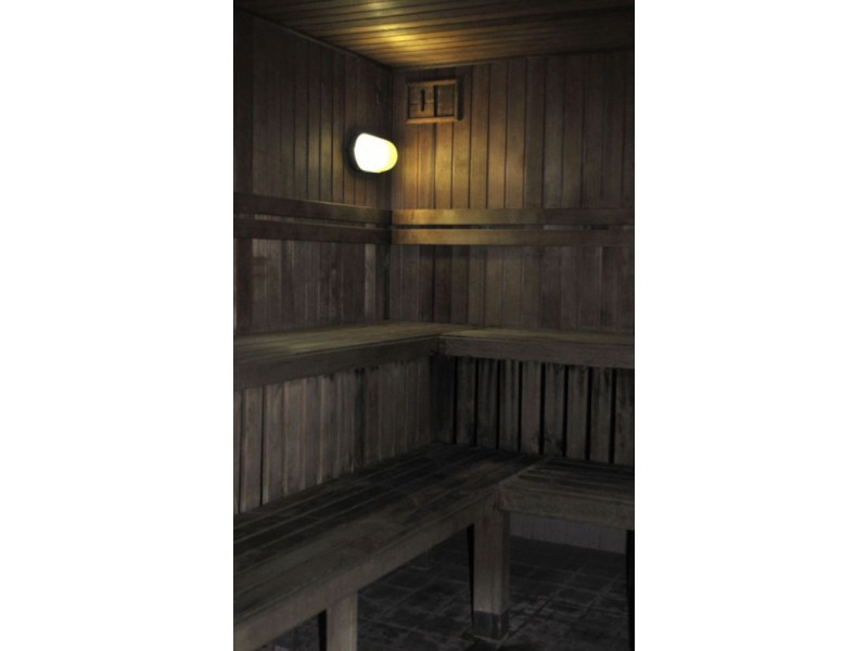 12(a) Commodore Drive, Surfers Paradise QLD 4217