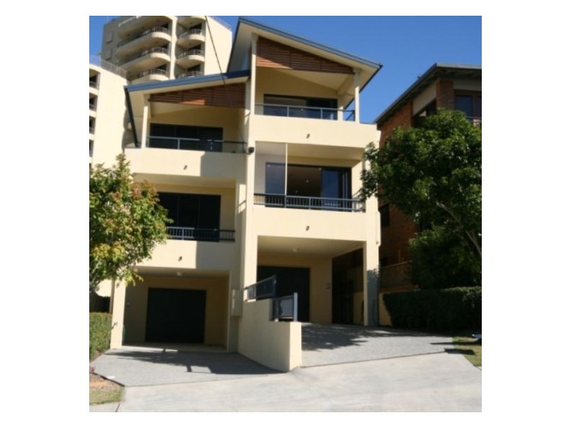 2/52 Ewart Street, Burleigh Heads QLD 4220