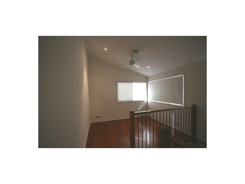 2/52 Ewart Street, Burleigh Heads QLD 4220