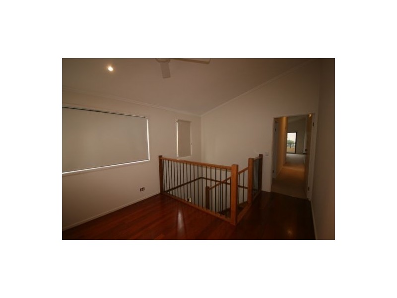 2/52 Ewart Street, Burleigh Heads QLD 4220