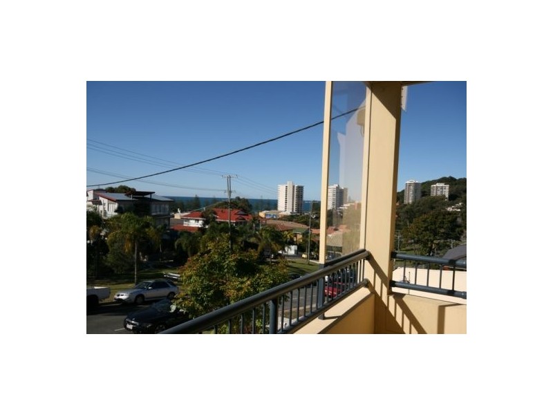 2/52 Ewart Street, Burleigh Heads QLD 4220