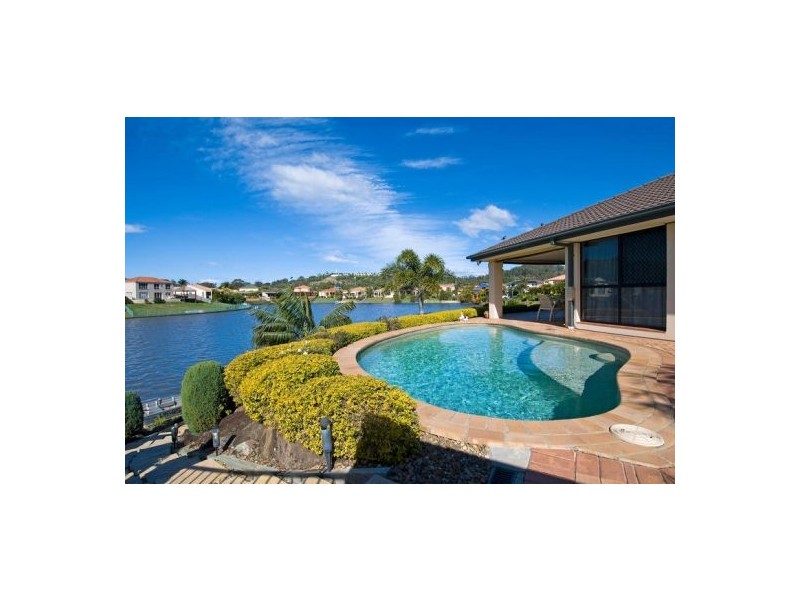 17 Palmyra Court, Burleigh Waters QLD 4220